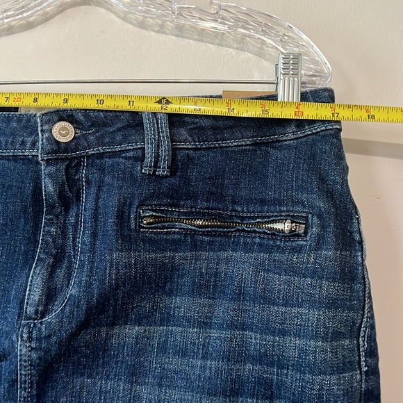 Hollister Low-Rise Denim Skirt - Picture 10 of 12